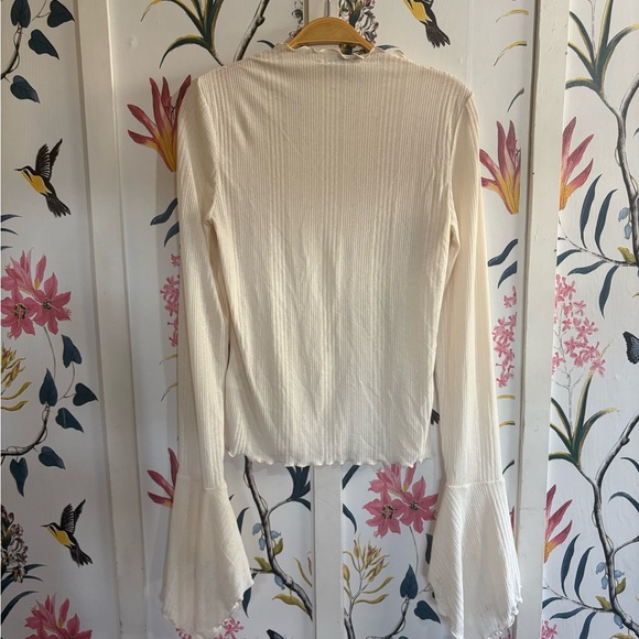 Monki Cream Ribbed Ruffled Blouse - Picture 2 of 3